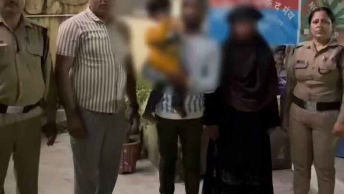 पिरान कलियर शरीफ में बिछड़ा 3 वर्षीय बच्चा कलियर पुलिस ने माता-पिता से मिलाया