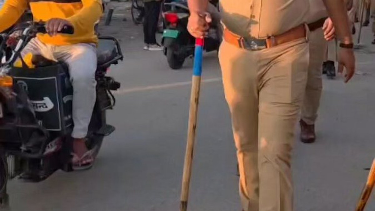Haridwar Police Steps Up Foot Patrols in Markets and Sensitive Areas Ahead of Upcoming Festivals