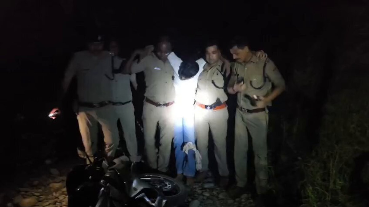 हरिद्वार में चेन स्नैचिंग से जुड़े बदमाशों से पुलिस की मुठभेड़, नरेश गोली लगने से घायल