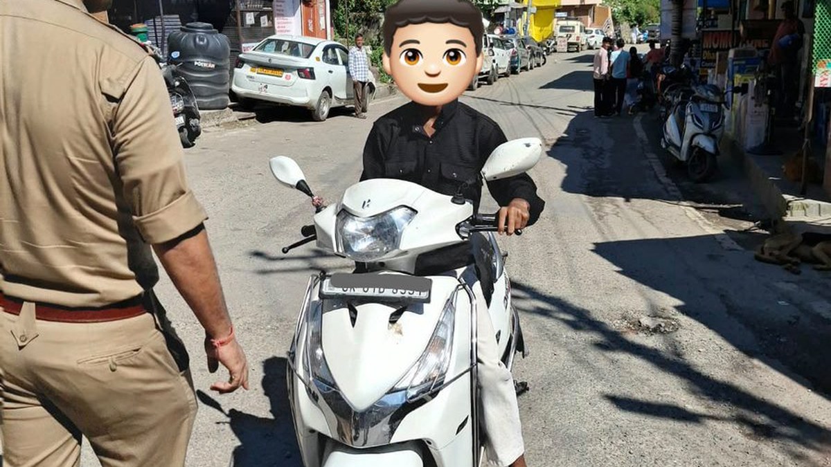 Almora Police seize bike ridden by minor without helmet, issue ₹25,000 court challan to owner