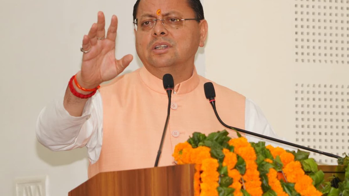 उत्तराखंड देश का छठा पूर्ण साक्षर राज्य बना, मुख्यमंत्री धामी ने नव-साक्षरों को किया सम्मानित