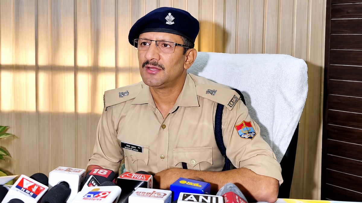 देहरादून पुलिस ने दिल्ली के सिद्धू गैंग से जुड़े 6 नशा तस्करों को पकड़ा