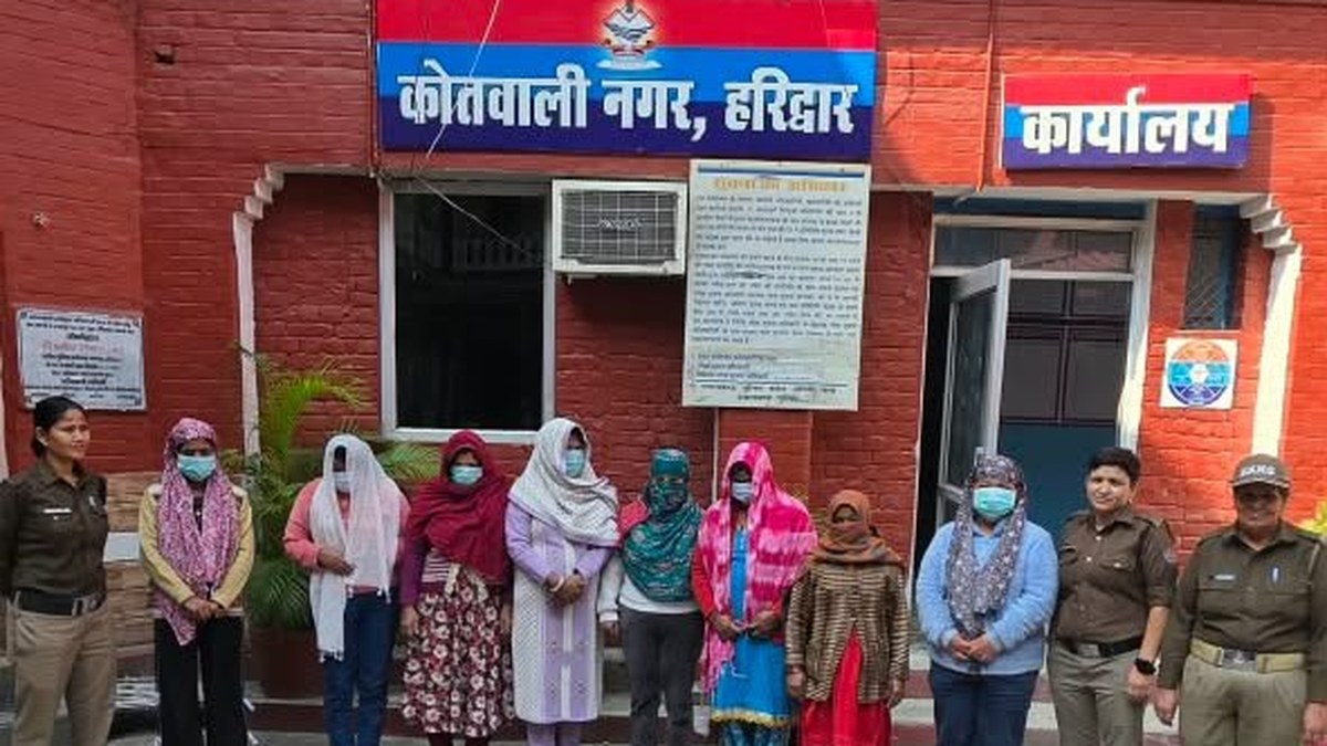 Haridwar Police detain 08 women after dispute over attracting passers-by turns confrontational