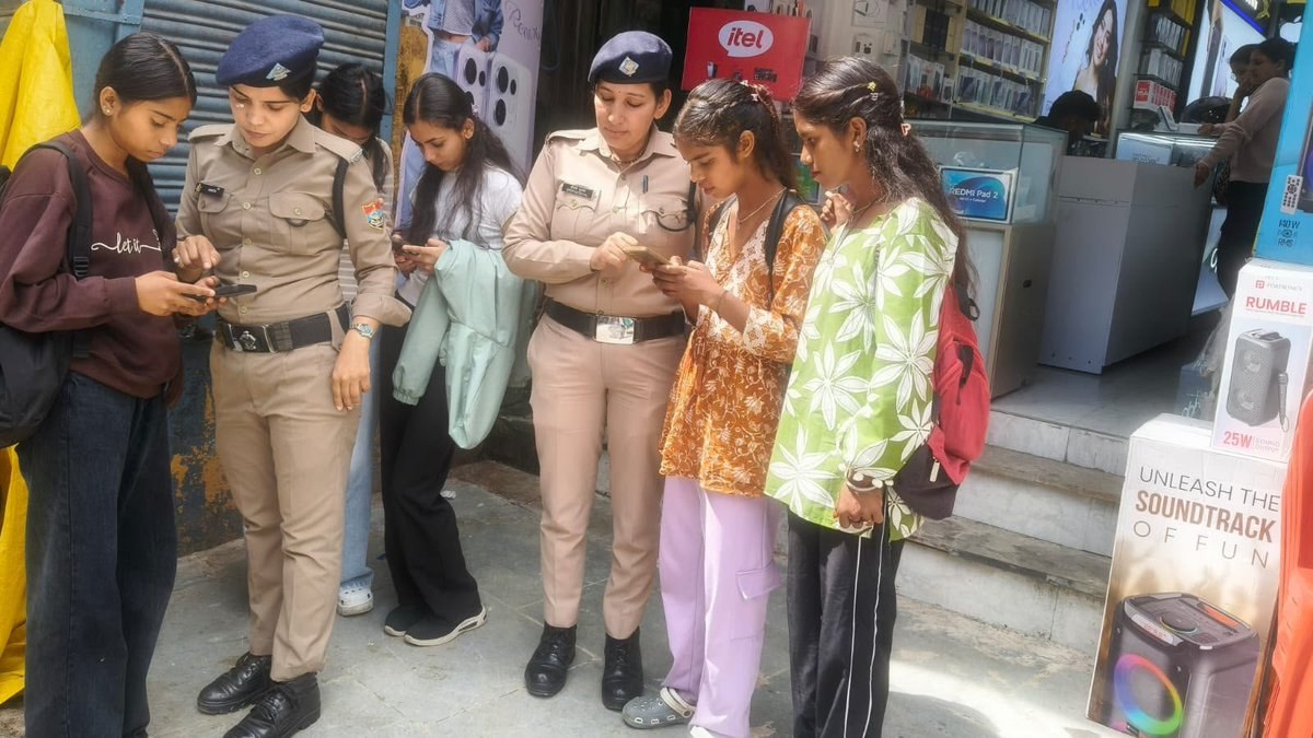 Almora Women’s Police Station promotes Gaura Shakti app and helplines for women and girls