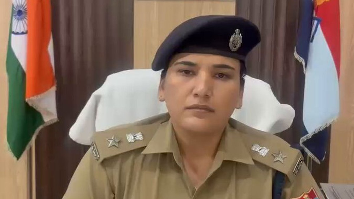 बनबसा में 24.60 ग्राम स्मैक बरामद, धनुषपुल चेकपोस्ट से 3 अभियुक्त गिरफ्तार
