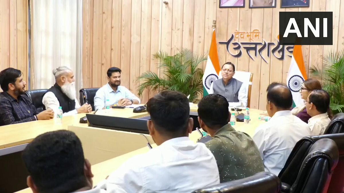 हरियाणा के युवाओं से मिले सीएम धामी, उत्तराखंड की कनेक्टिविटी और विकास कार्यों की सराहना