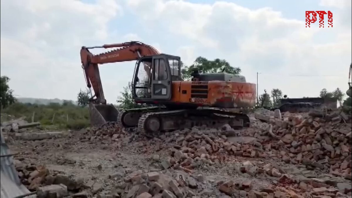 Ramnagar forest drive demolishes 81 illegal structures, reclaims 4-5 hectares in Uttarakhand