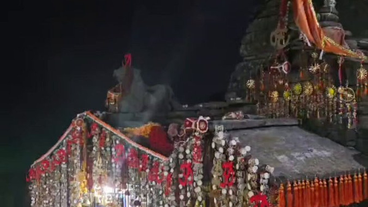 Rudraprayag Police highlights evening aarti darshan at Tungnath Dham on 04 October 2026