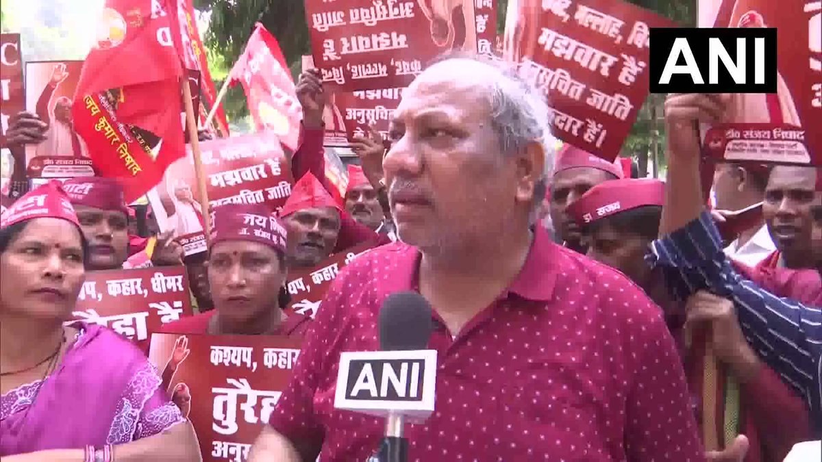 Delhi fishing community protests for SC status and restored traditional livelihoods in Uttar Pradesh