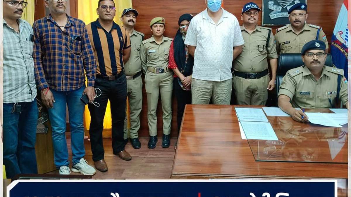 Pithoragarh Police arrest 2, including woman, with 40.78 grams of smack in car-checking action