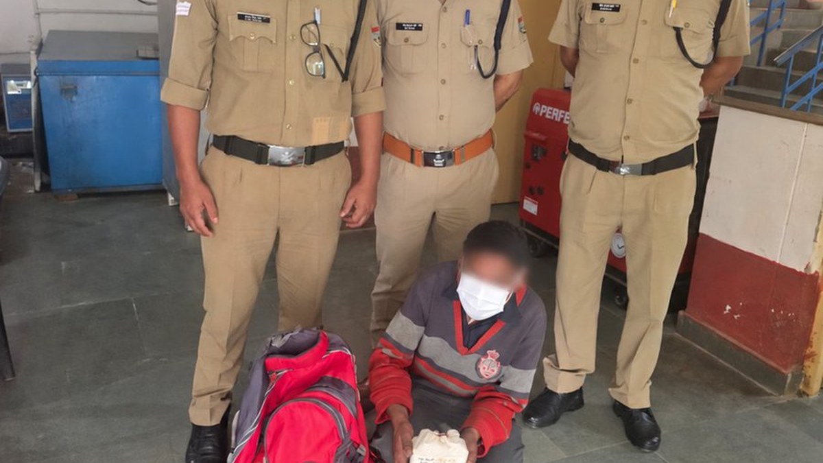 Rudraprayag police arrest Prakash Lal with 55 McDowell’s liquor bottles during checking