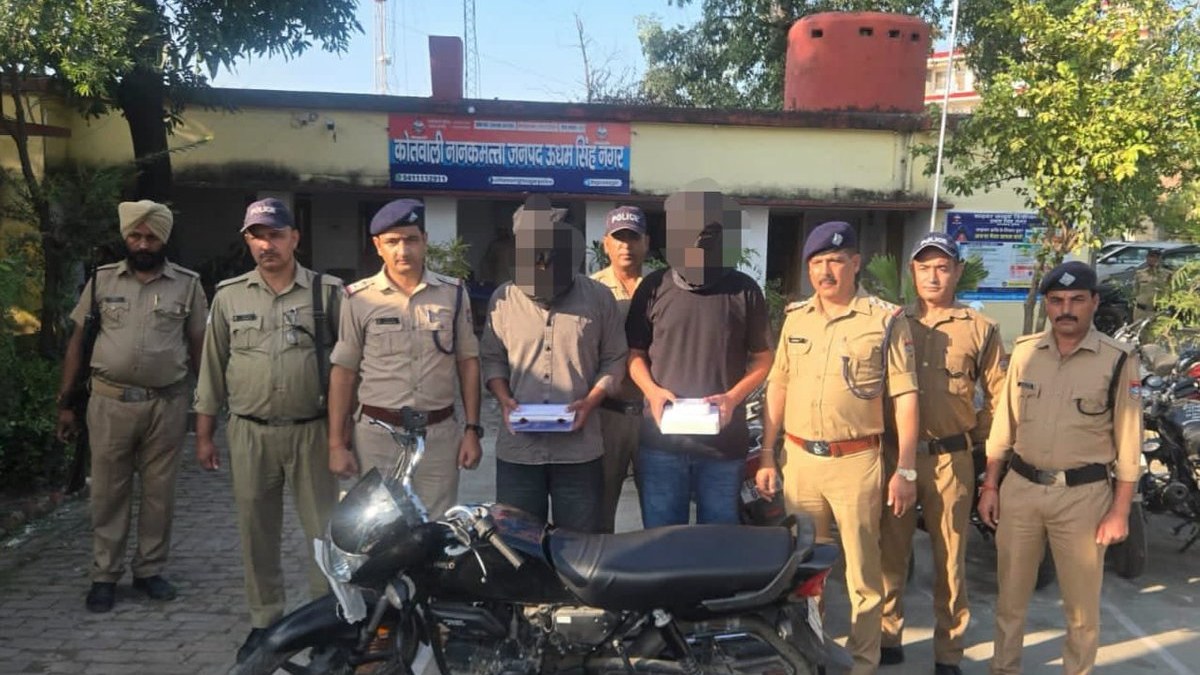 नानकमत्ता फायरिंग और हत्या मामले में नामजद 2 आरोपी तमंचे के साथ गिरफ्तार