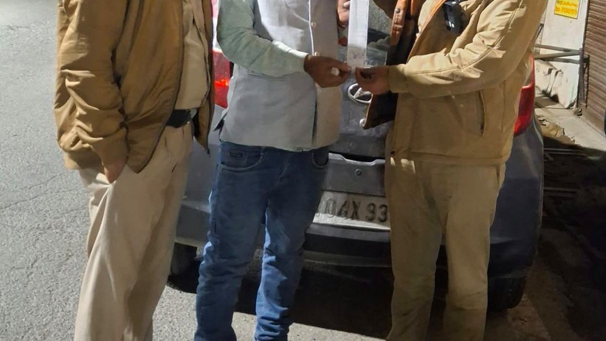 Almora Police Arrest Driver for Drunk Driving, Seize Vehicle and Issue ₹15,500 Court Challan