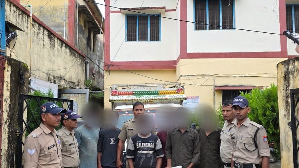 Champawat’s Banbasa police arrest 6 accused in electrical cable theft case