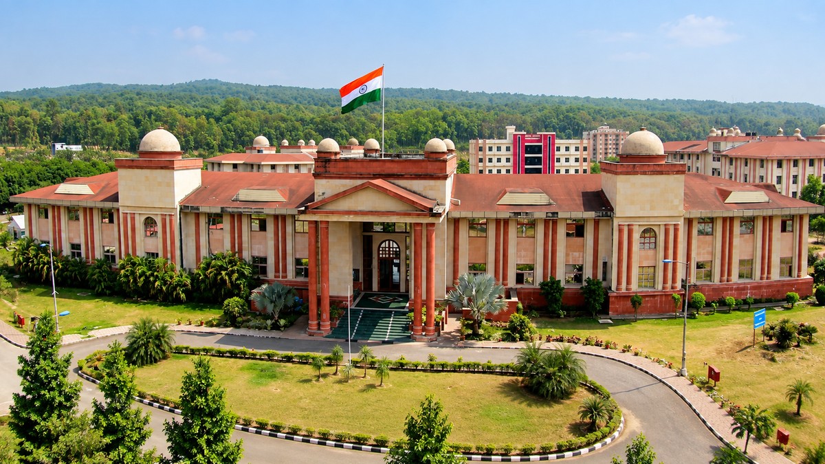 Dehradun University student attacked after freshers party; 7 named in FIR