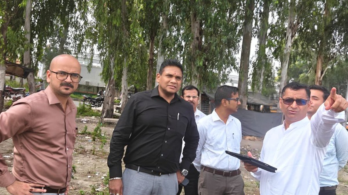 हल्द्वानी-उधमसिंह नगर में विकास परियोजनाओं की समीक्षा, चौराहों और बाजारों का बदलेगा स्वरूप