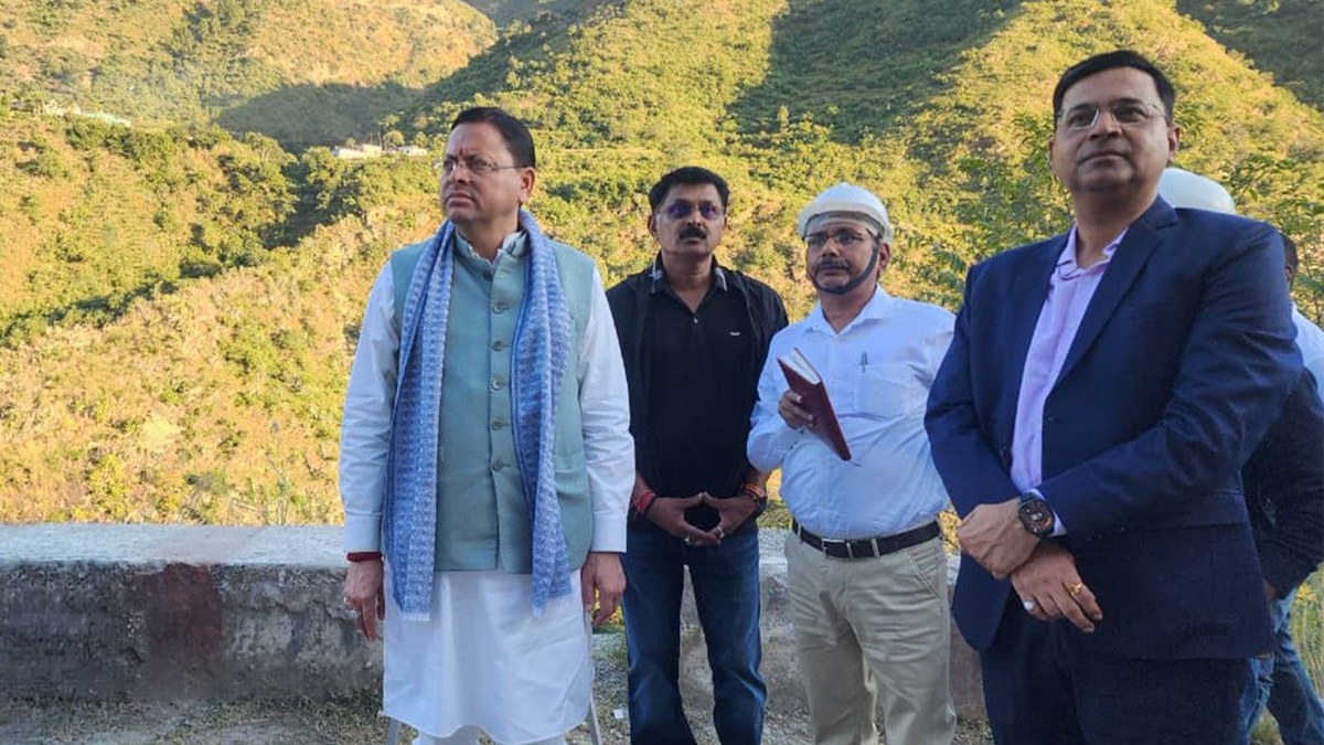 सीएम धामी ने हरिद्वार-बदरीनाथ राजमार्ग पर गड्ढामुक्त अभियान और सुविधाओं का निरीक्षण किया
